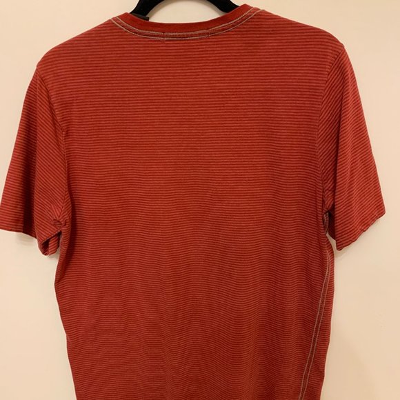 Red V Neck T Shirt (Size Medium) - Picture 2 of 2